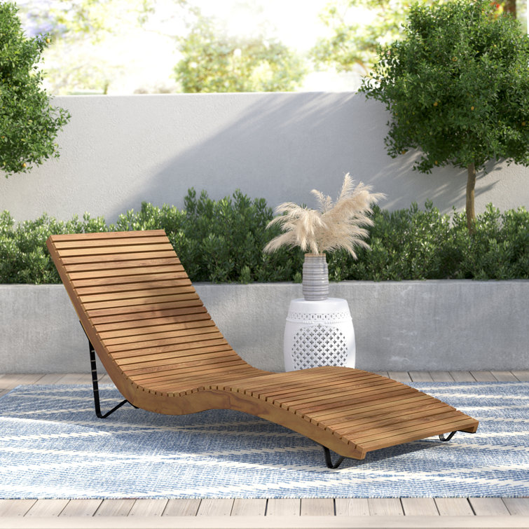 Curved outdoor best sale chaise lounge